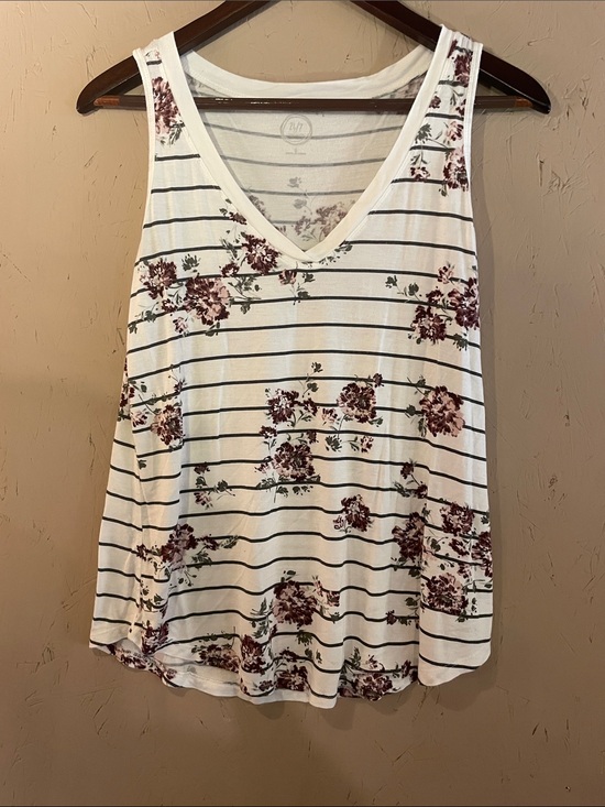 24/7 Maurices Tops - V-Neck Floral Stripe Tank Top - White with Burgundy Floral